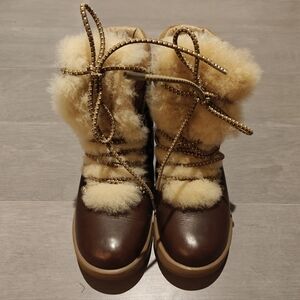 UGG Viki Waterproof Arctic Grip Boot with Shearling Lining